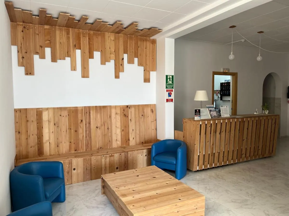 Apartamentos Playa Sol Es Canar  Aparthotel Es Canar (Ibiza)