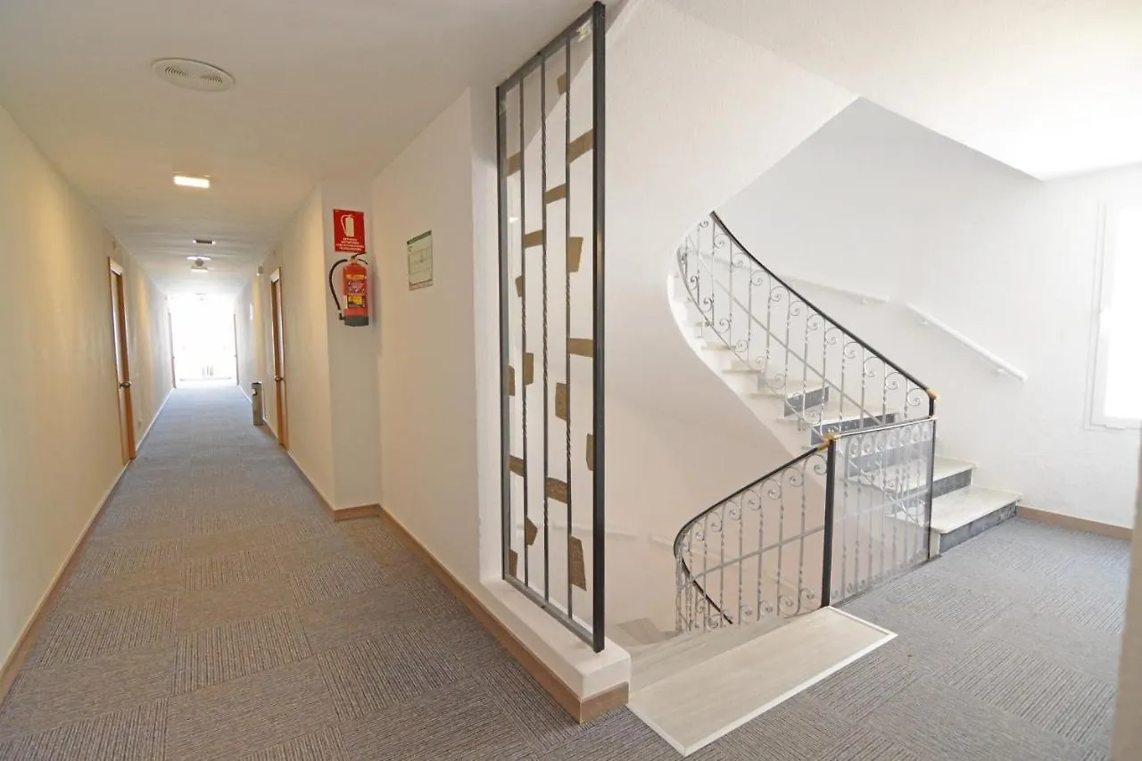 Apartamentos Playa Sol Es Canar  Aparthotel Es Canar (Ibiza)
