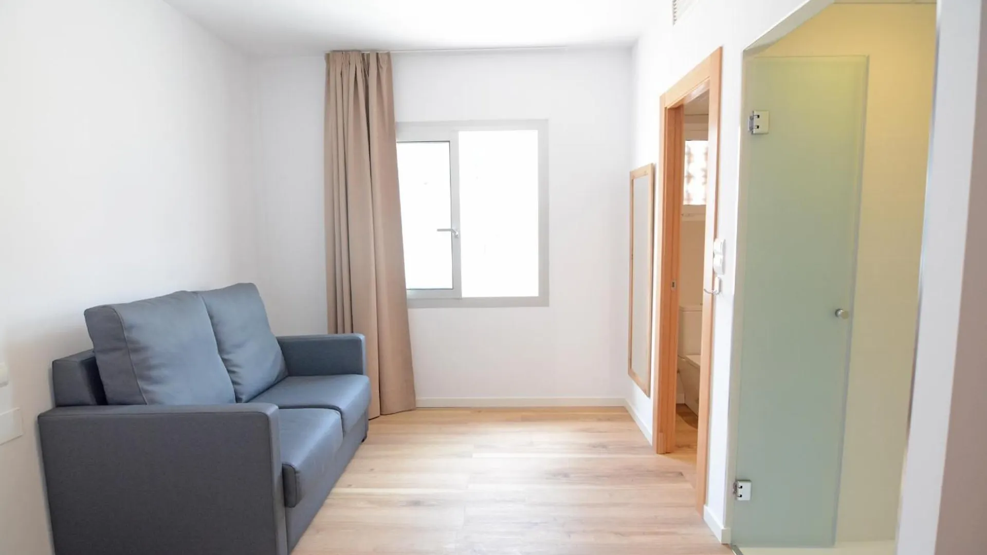 Aparthotel Apartamentos Playa Sol Es Canar  Spain