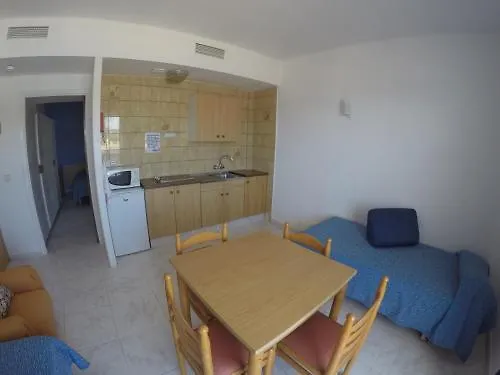 Aparthotel Apartamentos Playa Sol Es Canar